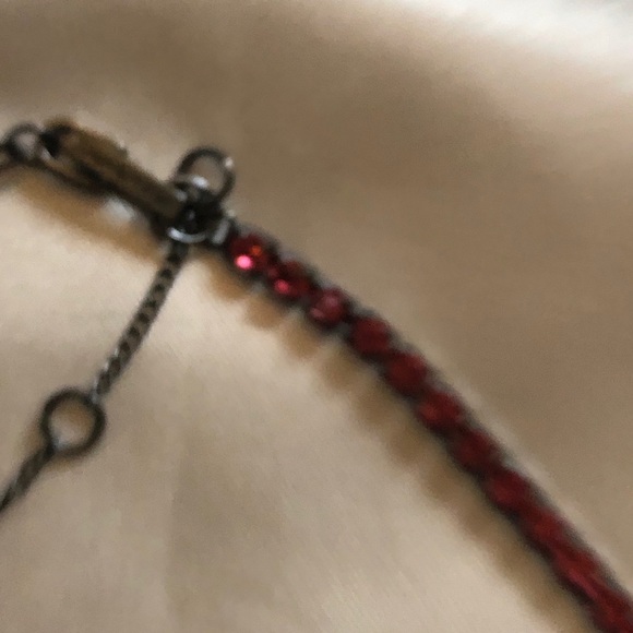 Karl Lagerfeld Hematite Tone Link & Rose Crystal Cup Chain Collar Necklace NWT - Picture 12 of 13